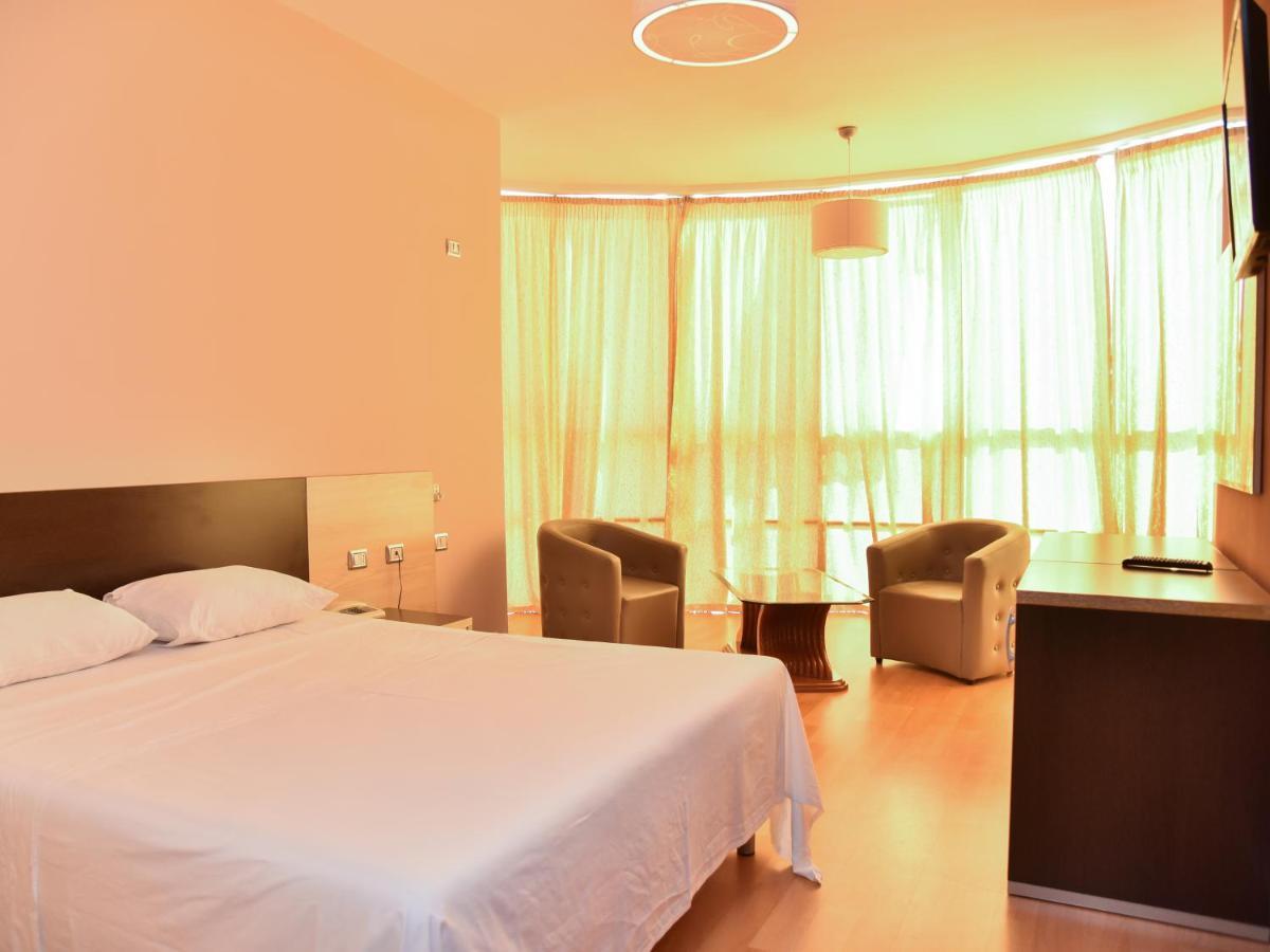 Hotel Continental Durres Ngoại thất bức ảnh